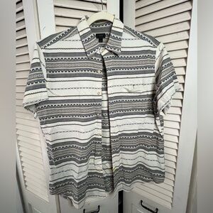 J. Crew Embroidered Stripe Pattern Short Sleeve Shirt Mens M